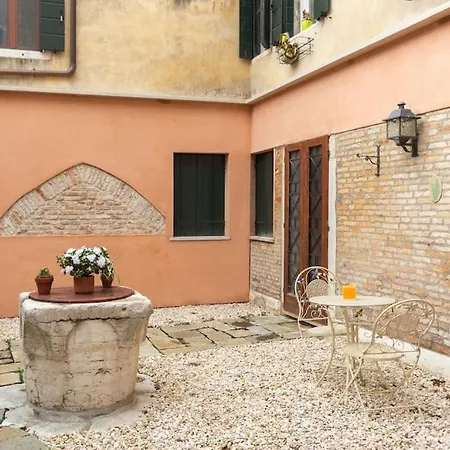 Huge Design With Private Garden Appartement *