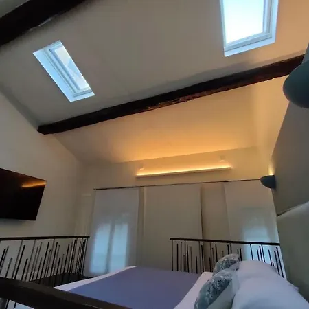 Lägenhet Huge Design With Private Garden